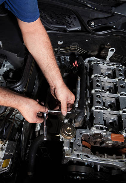 istock Auto Repair Shop 471489011