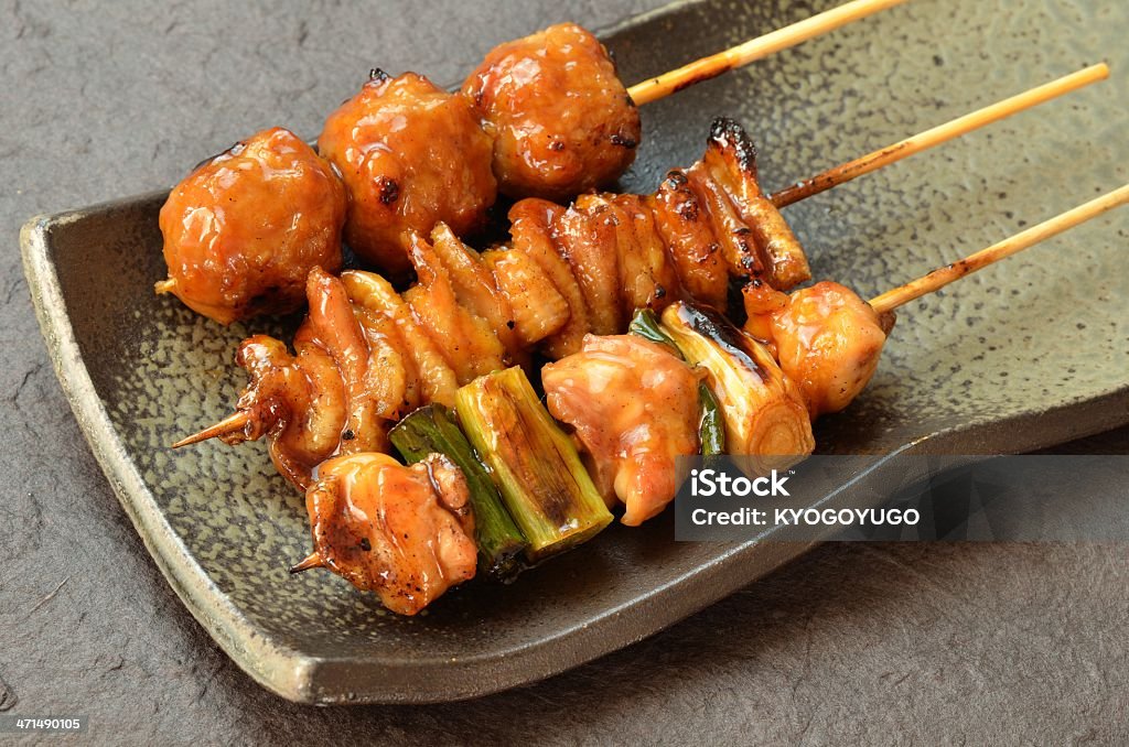 Zwęglijcie-Grillowany kurczak "Yakitori” - Zbiór zdjęć royalty-free (Polewany sosem)
