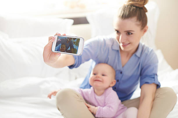 istock Selfie with my little princess 471490342