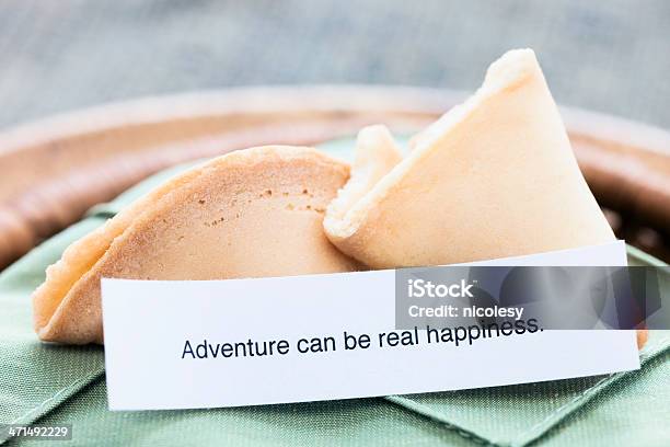 Photo libre de droit de Fortune Cookie Aventure Peut Être Un Véritable Bonheur banque d'images et plus d'images libres de droit de Aliment