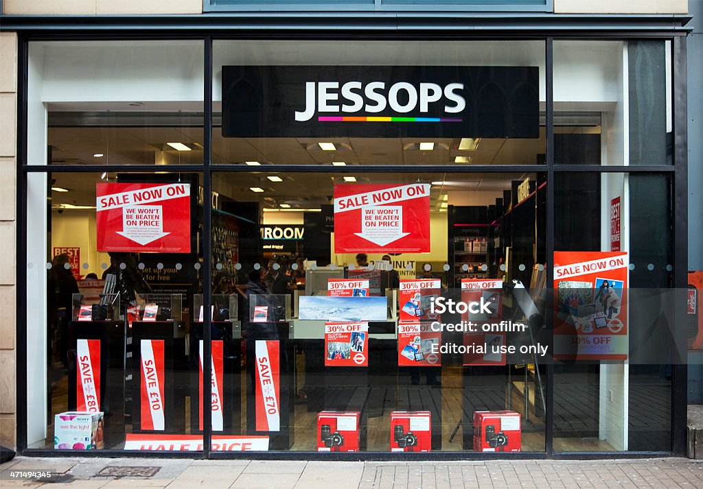 Escaparate de la tienda Jessops fotográfico, venta señales y logo - Foto de stock de Going Out Of Business - Refrán en inglés libre de derechos