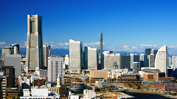yokohama paesaggio urbano - landmark tower tokyo prefecture japan asia foto e immagini stock
