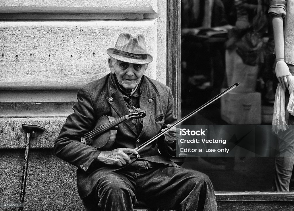 Old violinistas - Foto de stock de Povo Rom royalty-free