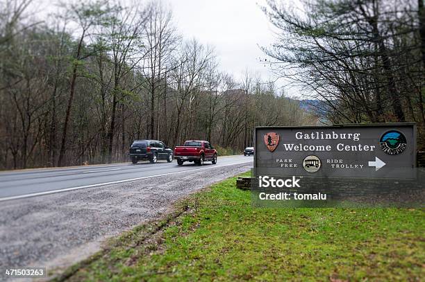 Входить Gatlinburg Автомобилей — стоковые фотографии и другие картинки Gatlinburg - Gatlinburg, Без людей, Горизонтальный