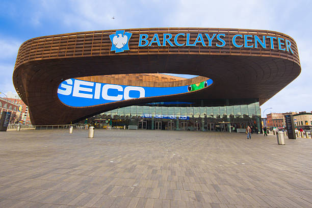 バークレイズ・センター - barclays center ストックフォトと画像