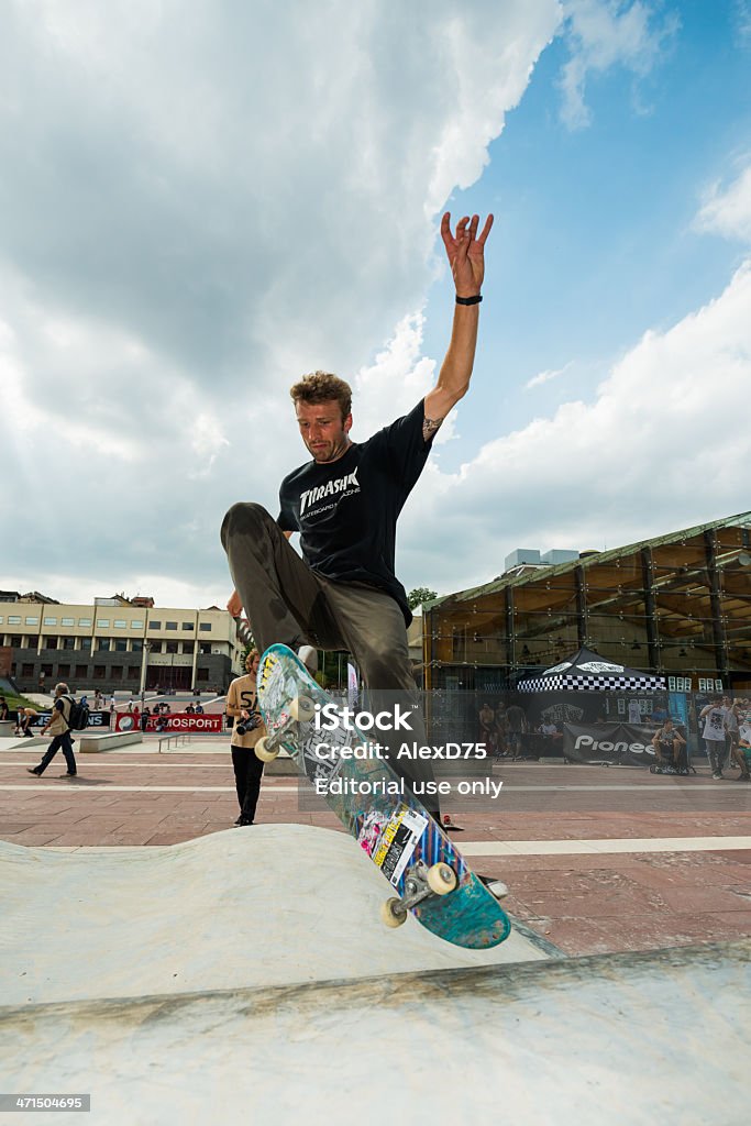 Skater a Torino - Foto stock royalty-free di Abbigliamento casual