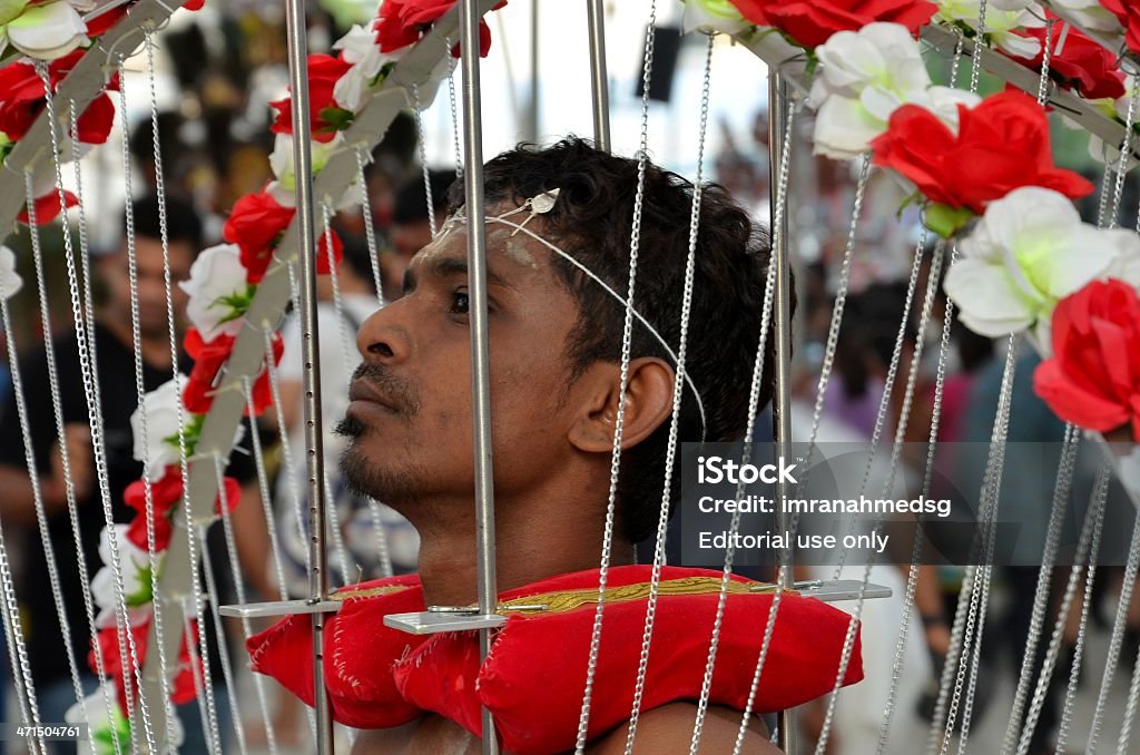 ヒンズータイプーサム祭： ピアス信者シンガポール - あごのロイヤリティフリーストックフォト