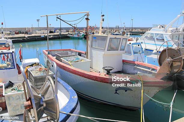 Fischerboote In Saintesmariesdelamer Stockfoto und mehr Bilder von Hafen - Hafen, Rose, Blau