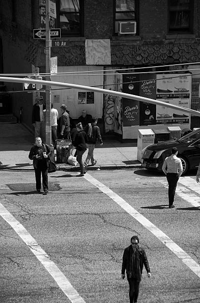People moving through the big city