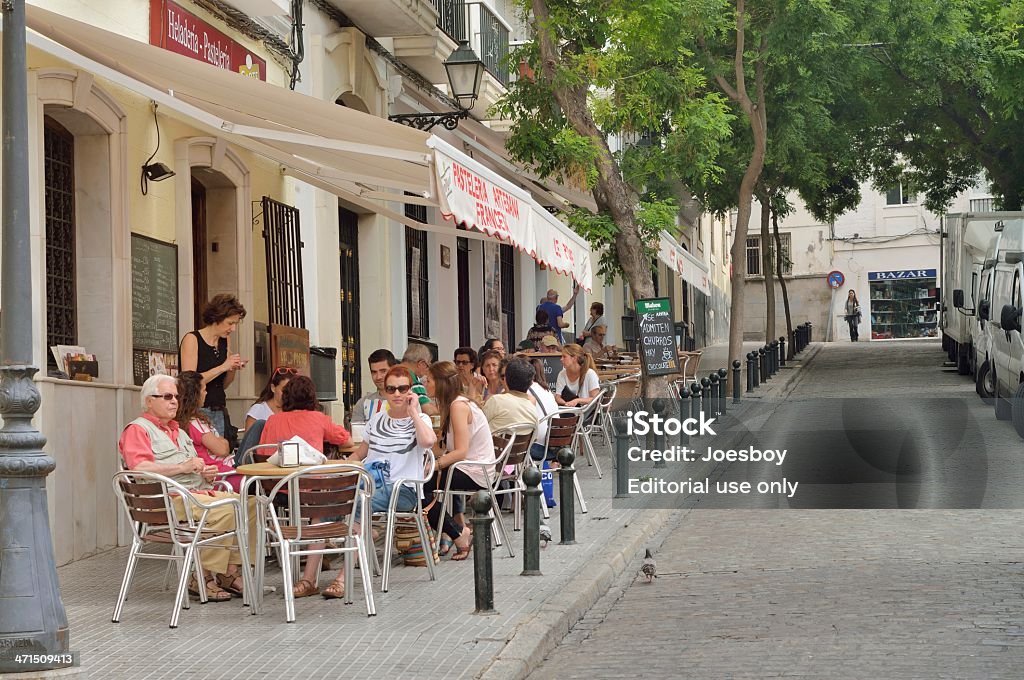 Cádiz Café Esplanada - Royalty-free A usar um telefone Foto de stock