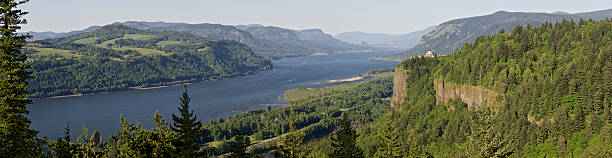 istock Crown Point Columbia River Oregon Panorama Horizontal 471511941