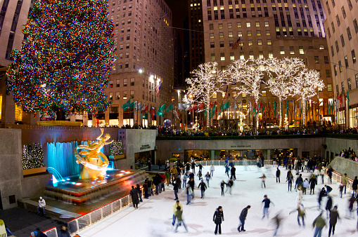 New York, Usa - January 2, 2008: tourists and skaters in the famous Rockefeller Center during the Christmas holidays.