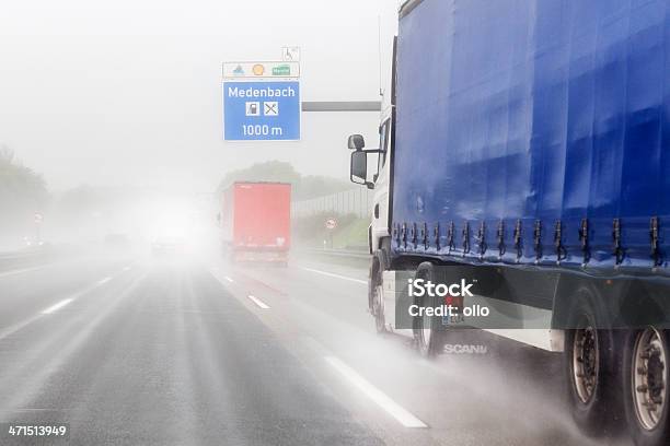 Starker Regen Auf Deutsche Autobahn Stockfoto und mehr Bilder von Auto - Auto, Regen, Blick durchs Fenster