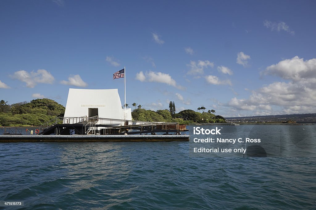 USS Arizona Memorial, de Pearl Harbor, Hawai - Foto de stock de Monumento conmemorativo del USS Arizona libre de derechos