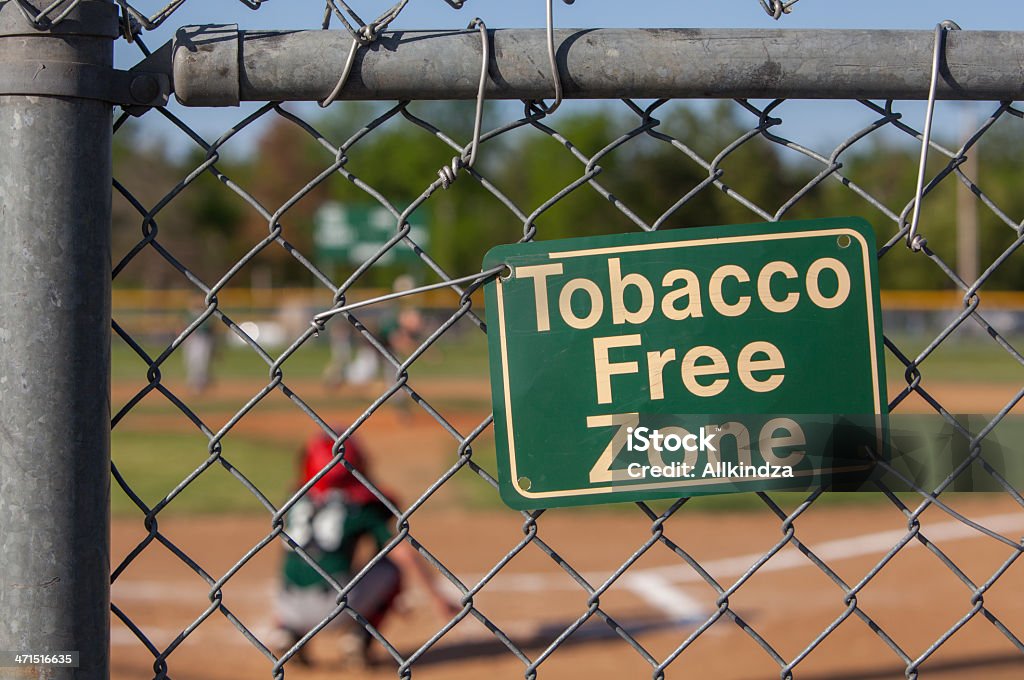 Tabacco free zone uno - Foto stock royalty-free di Piantagione di tabacco