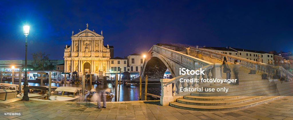 Venise Grand Canal de Ponte Scalzi panorama éclairée au crépuscule, Italie - Photo de Architecture libre de droits