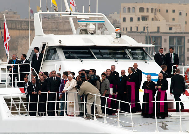 papst benedikt xvi. - benedict xvi stock-fotos und bilder