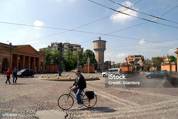 Barriera Bixio - Fotografie stock e altre immagini di Ambientazione esterna - Ambientazione esterna, Bicicletta, Boulevard