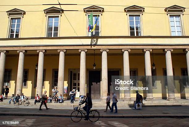 Giuseppe Verdi Teatro - Fotografie stock e altre immagini di Giuseppe Verdi - Giuseppe Verdi, Adulto, Ambientazione esterna