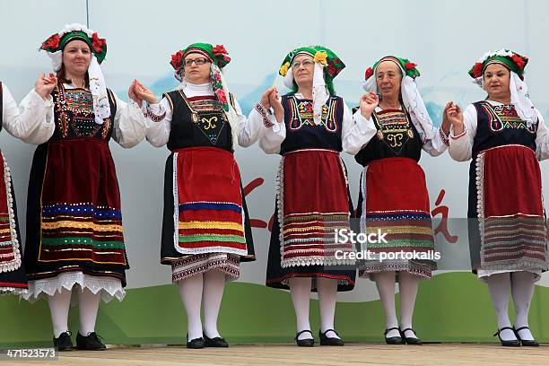 Grupy Folklor Tańca W Tradycyjnych Ash Poniedziałek Uroczystości - zdjęcia stockowe i więcej obrazów Kostium