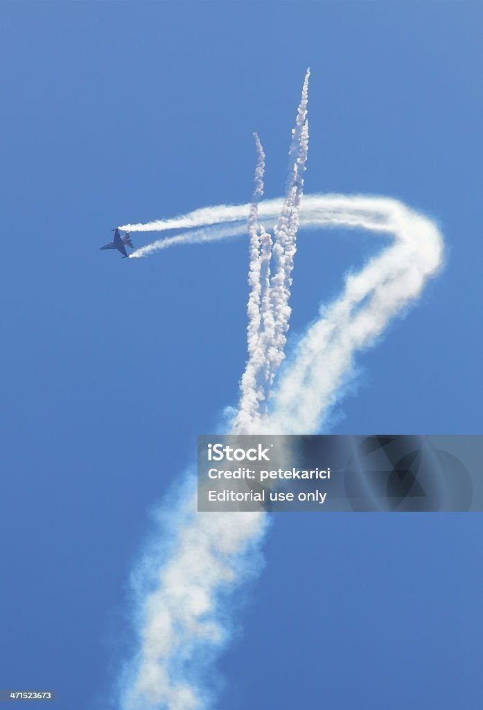 Solo Turk - Foto de stock de Actividad acrobática libre de derechos