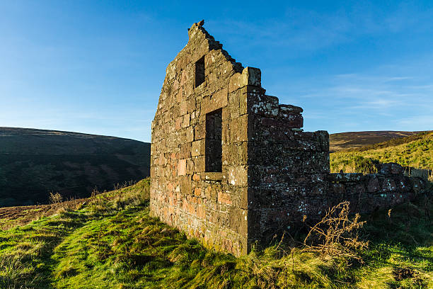 istock Ruined croft house beside Redstone Hill. 471529602