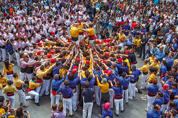 castellers barcelona 2013 - popular culture - fotografias e filmes do acervo