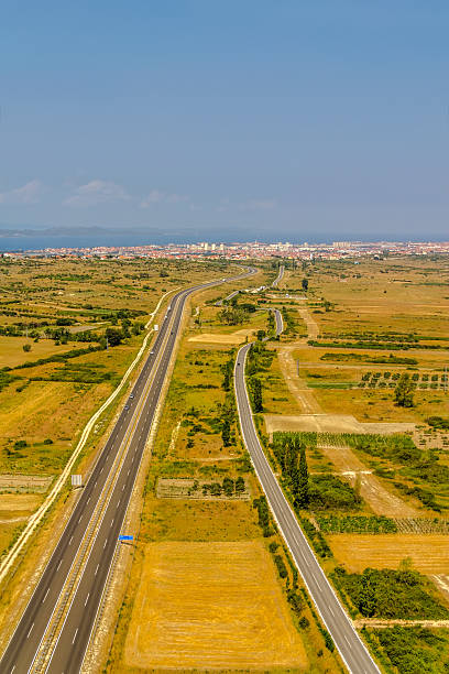 istock Three rype of roads 471535323