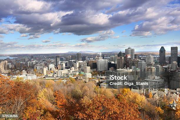 Photo libre de droit de Automne À Montréal Centreville De banque d'images et plus d'images libres de droit de Arbre - Arbre, Architecture, Automne