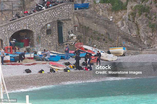 Furore Em Amalfi Coast Itália - Fotografias de stock e mais imagens de Mergulhar para a água - Mergulhar para a água, Ao Ar Livre, Aqualung - Equipamento de Mergulho