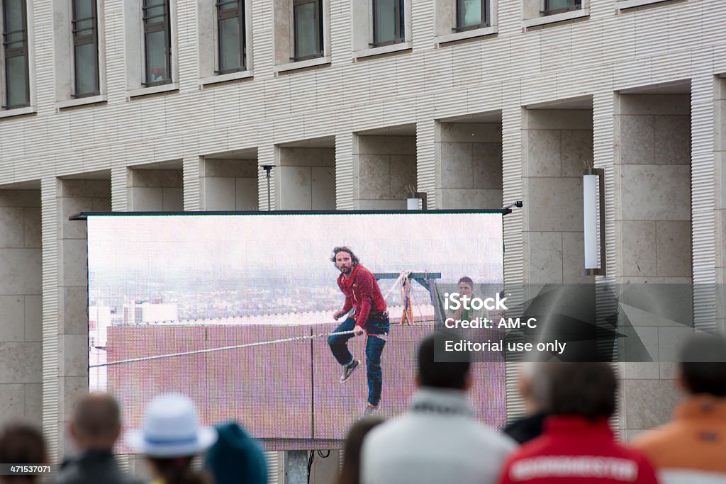 Massima Slackline, grattacielo Festival, Francoforte, Germania - Foto stock royalty-free di Grattacielo