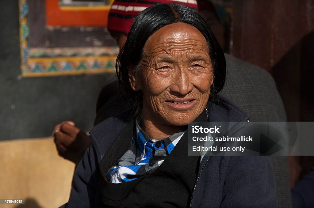Tibetan kobieta, Katmandu - Zbiór zdjęć royalty-free (Aktywni seniorzy)