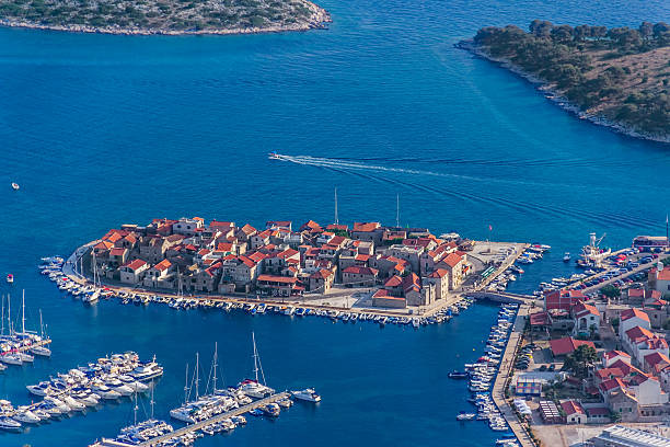 istock Tribunj aerial 471546107