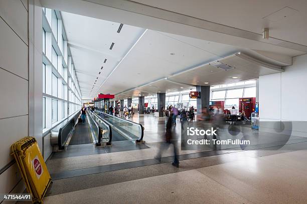 Aeroporto Di Viaggio - Fotografie stock e altre immagini di Aereo di linea - Aereo di linea, Aeroplano, Aeroporto