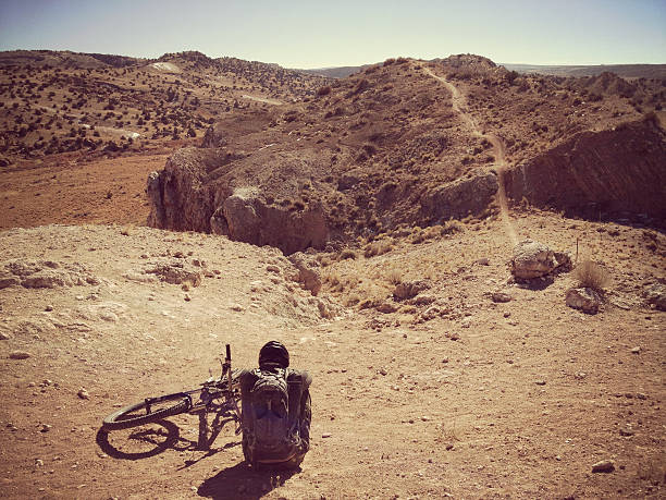 mobilestock in mountain bike - sonoran desert desert badlands mesa foto e immagini stock