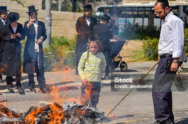 Foto de Queimando Os Judeus Não Leavened Produtos Em Jerusalém e mais fotos de stock de Agente levedante