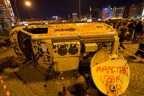 protestos na turquia - recep tayyip erdogan activist event gezi imagens e fotografias de stock