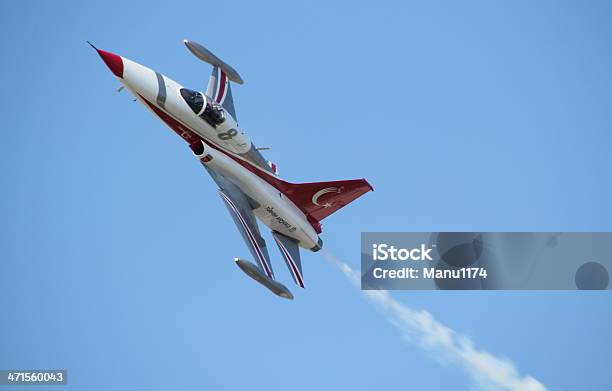 Pequeno Avião No Céu - Fotografias de stock e mais imagens de Cessna - Cessna, Veículo Aéreo, Atuação