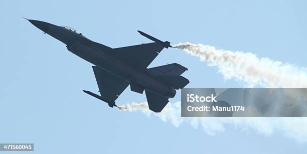 전투기 In The Sky 0명에 대한 스톡 사진 및 기타 이미지 - 0명, Airshow, F-16 파이팅 팰콘