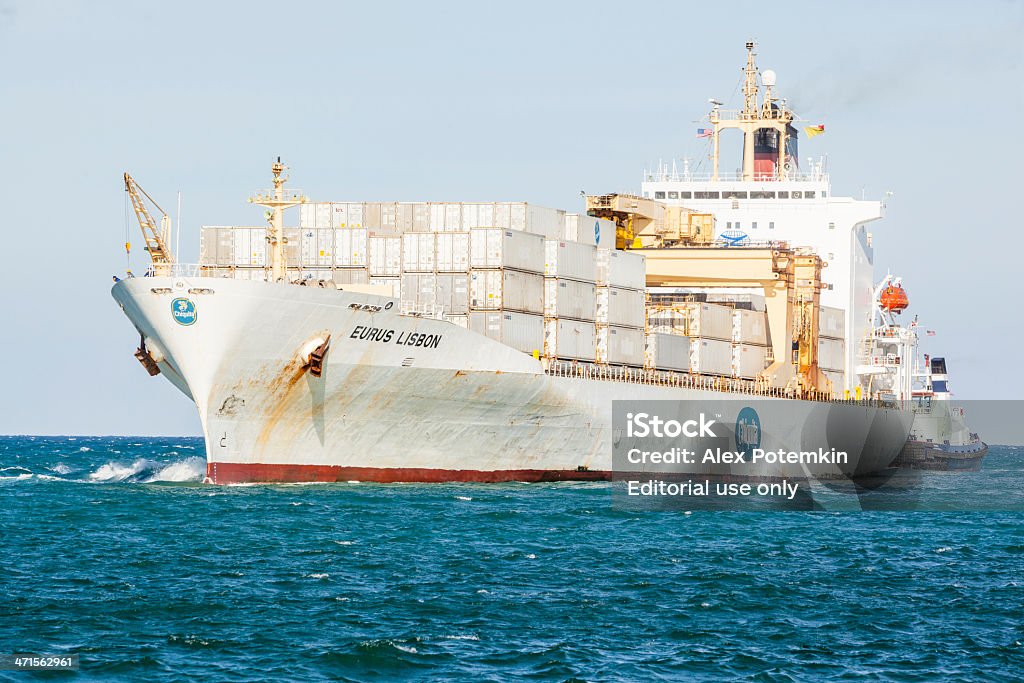 Frachtschiff zum Hafen in Fort Lauderdale - Lizenzfrei Anlegestelle Stock-Foto