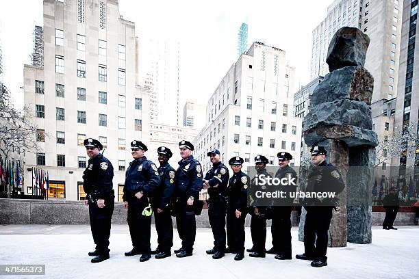 New York City Police - Fotografias de stock e mais imagens de Força policial - Força policial, Cidade de Nova Iorque, Fila - Arranjo