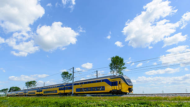 dutch intercity train - ns stockfoto's en -beelden