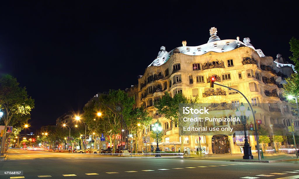 Casa Milá o La Pedrera - Foto de stock de Aire libre libre de derechos