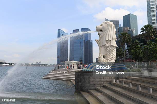 Merlion Park A Singapore - Fotografie stock e altre immagini di Merlion - Merlion, Statua del Merlion, Fontana - Struttura costruita dall'uomo