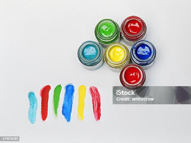Los Colores Foto de stock y más banco de imágenes de Pintar con los dedos - Pintar con los dedos, Azul, Amarillo - Color