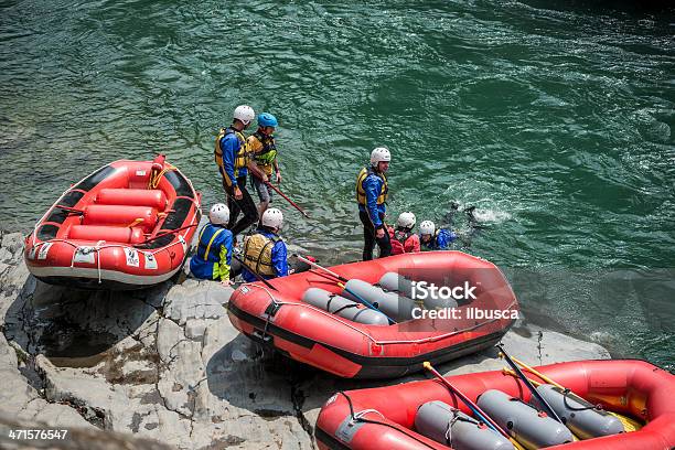 Rafting Lezione - Fotografie stock e altre immagini di Acqua - Acqua, Ambientazione esterna, Canotto