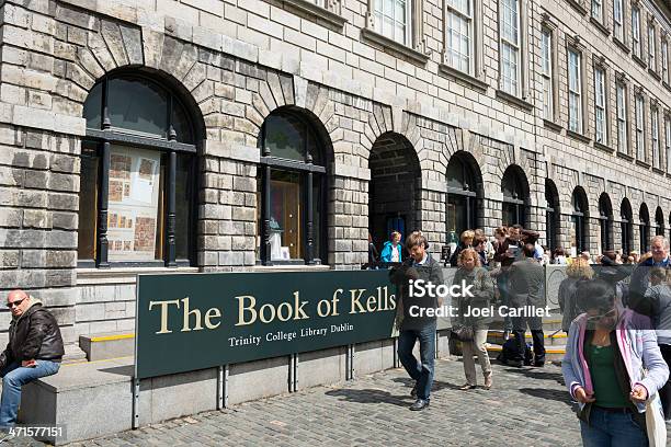 Il Libro Di Kells A Trinity College Dubling - Fotografie stock e altre immagini di Università - Università, Ambientazione esterna, Biblioteca