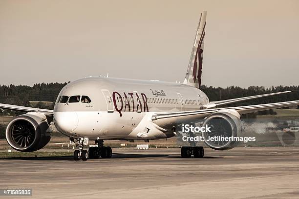Foto de Qatar Airways Boeing 7878 Dreamliner e mais fotos de stock de Qatar Airways - Qatar Airways, Ad Dawhah, Arábia