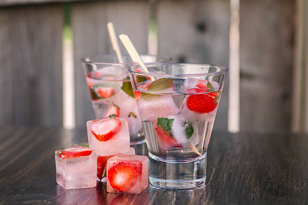 istock Strawberry infused drink 471587535