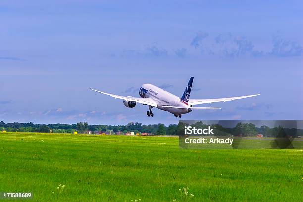 ポリッシュ航空のボーイング 787 Dreamliner 場 - LOTポーランド航空のストックフォトや画像を多数ご用意 - LOTポーランド航空, エディトリアル, エンジン
